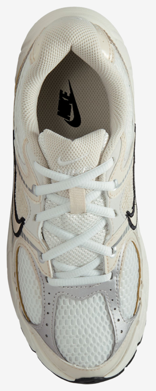 Nike V5 RNR Image 3 of 4. Tap to open photo gallery.