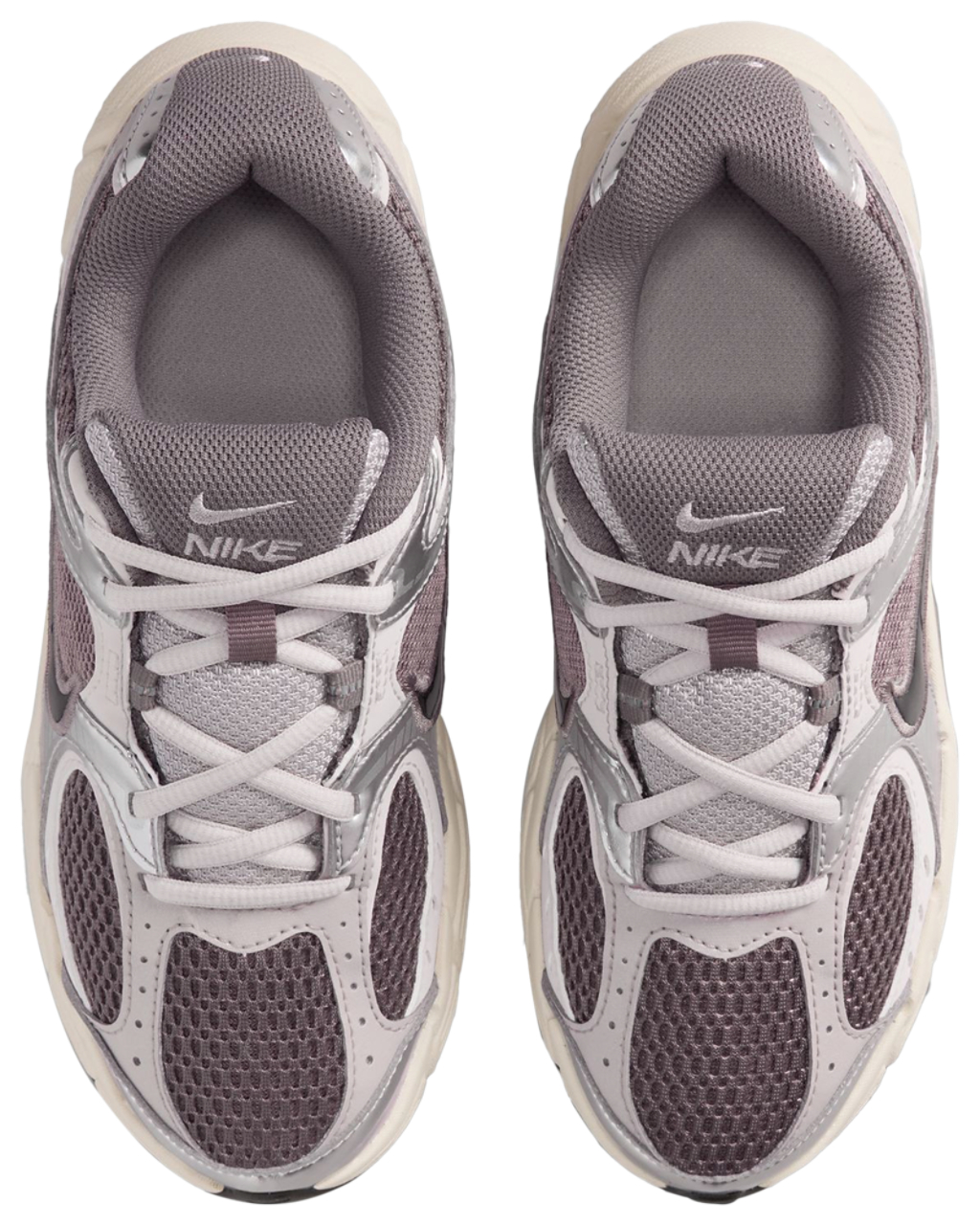 Nike V5 RNR Image 4 of 5. Tap to open photo gallery.