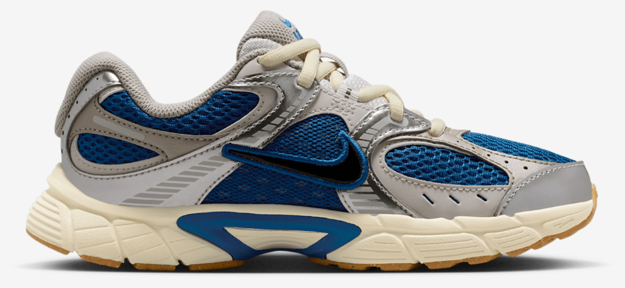 Nike V5 RNR Image 1 of 8. Tap to open photo gallery.