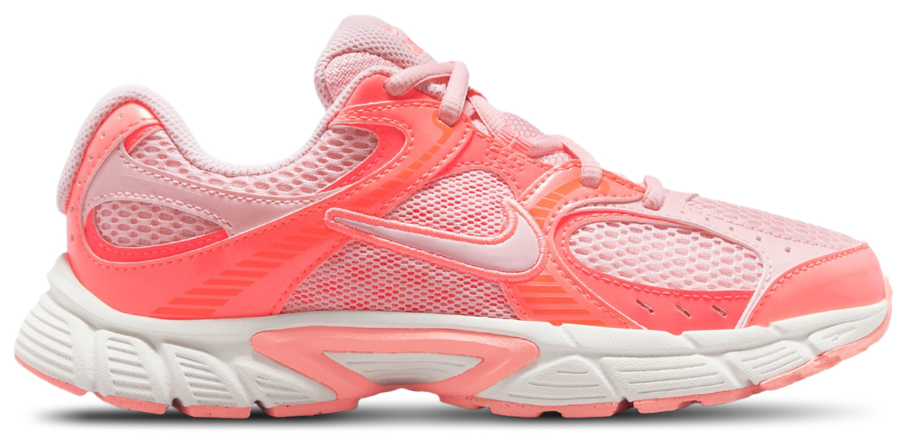 Nike V5 RNR Image 1 of 5. Tap to open photo gallery.