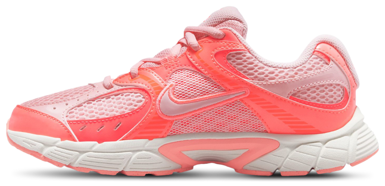 Nike V5 RNR Image 2 of 5. Tap to open photo gallery.
