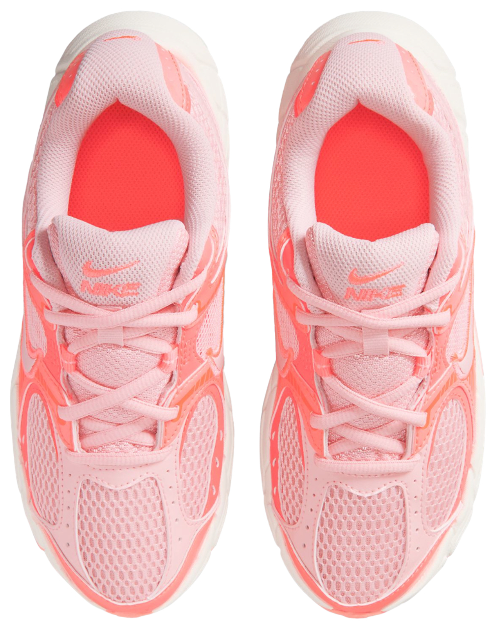 Nike V5 RNR Image 4 of 5. Tap to open photo gallery.