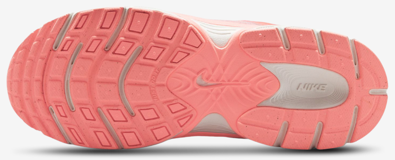 Nike V5 RNR Image 5 of 5. Tap to open photo gallery.