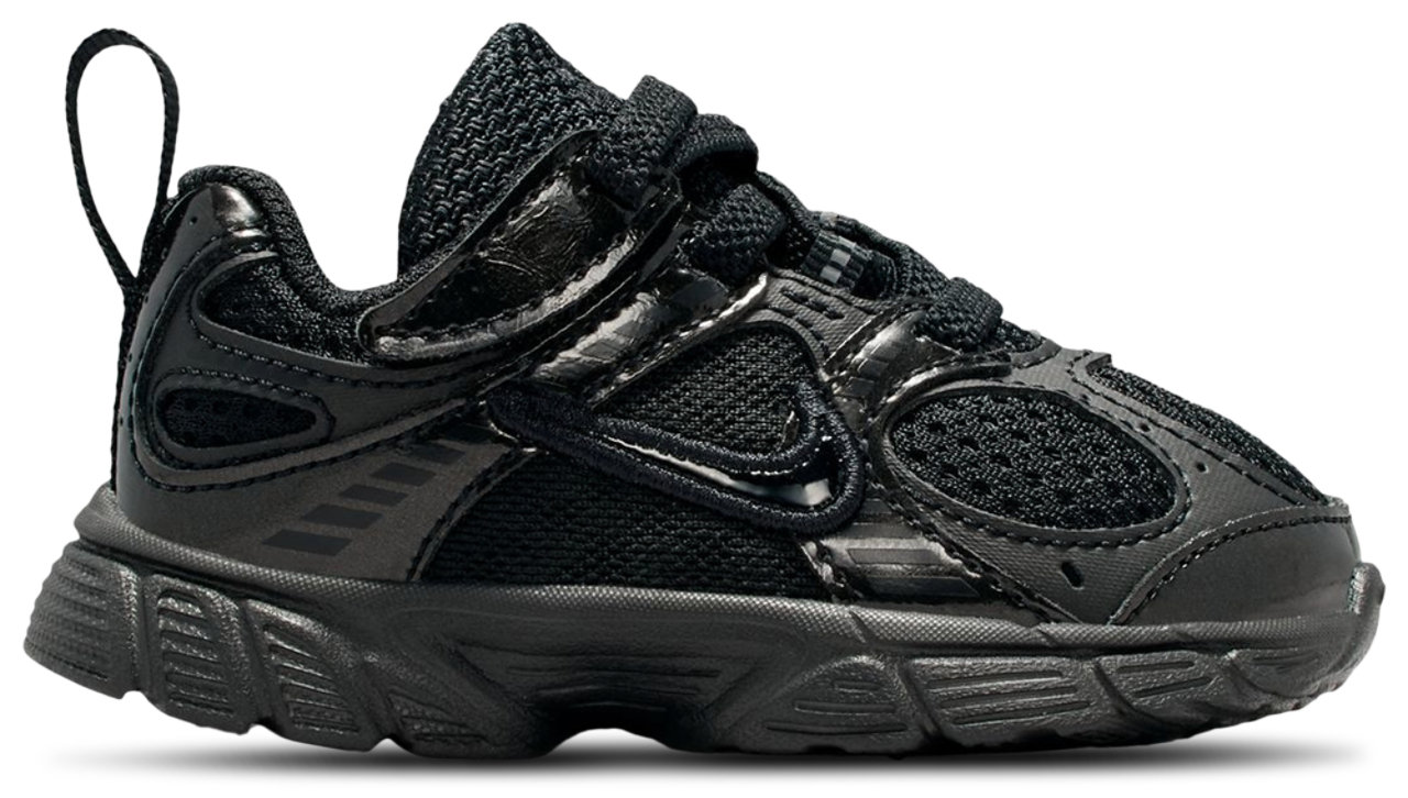 Nike V5 RNR Image 1 of 5. Tap to open photo gallery.