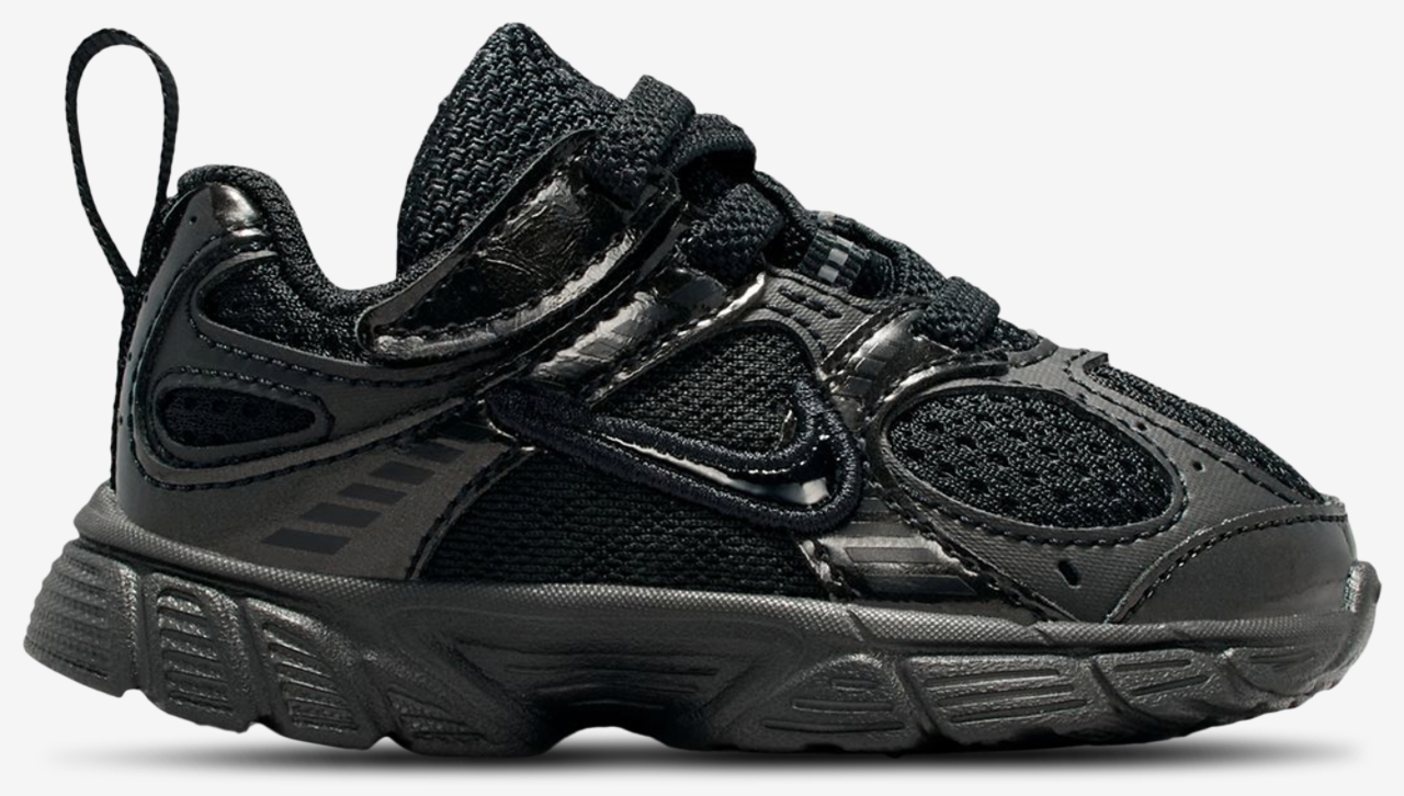 Nike V5 RNR Image 1 of 5. Tap to open photo gallery.