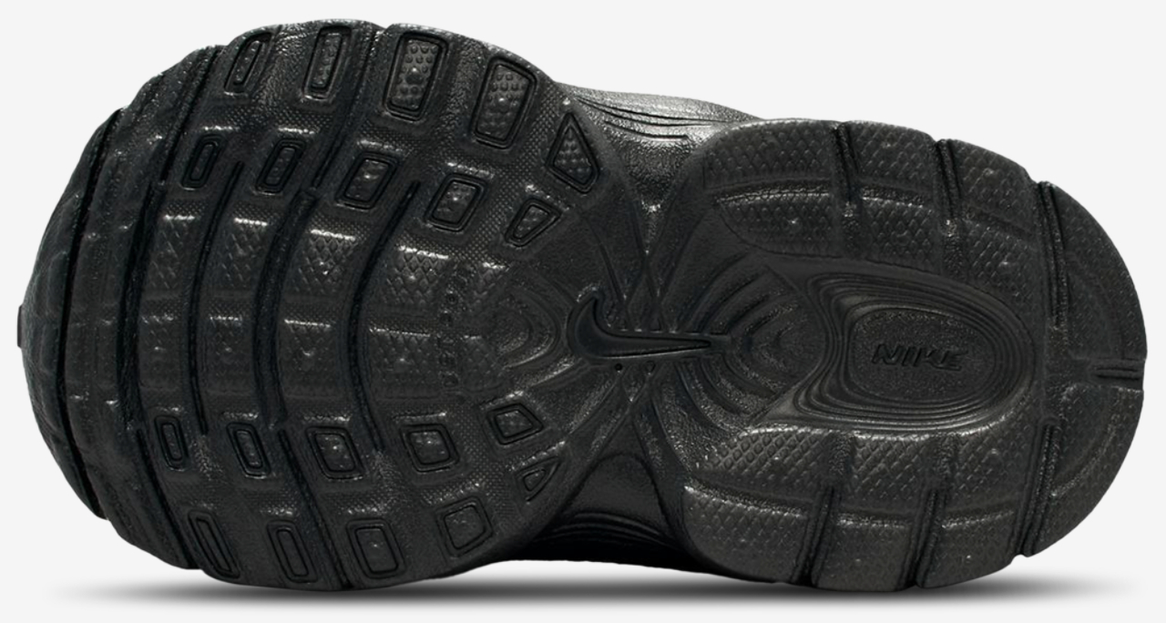 Nike V5 RNR Image 5 of 5. Tap to open photo gallery.