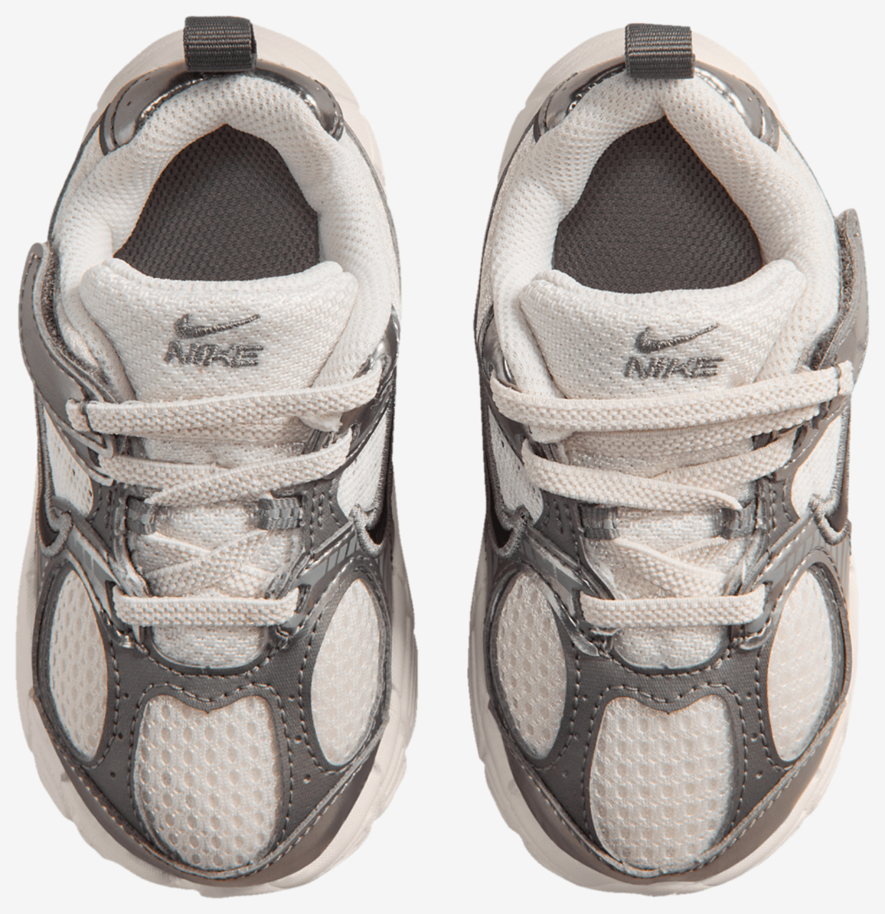 Nike V5 RNR Image 4 of 5. Tap to open photo gallery.