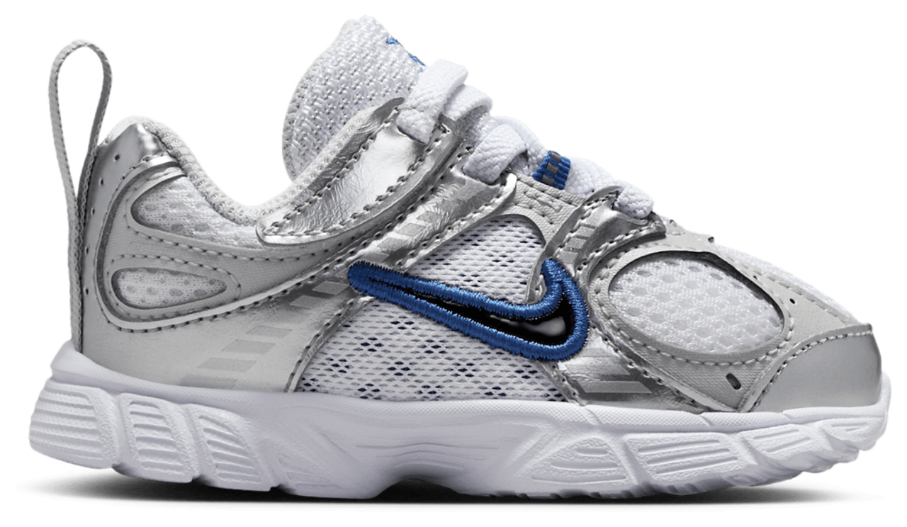 Nike V5 RNR Image 1 of 7. Tap to open photo gallery.