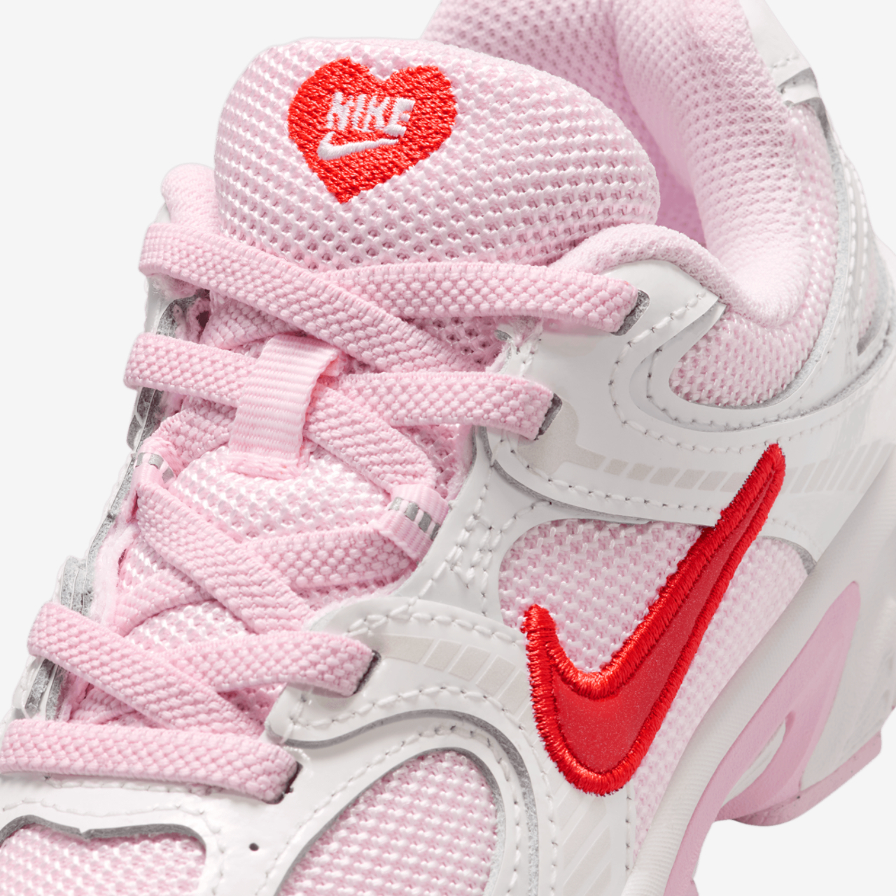 Nike V5 RNR NA14 Image 7 of 8. Tap to open photo gallery.