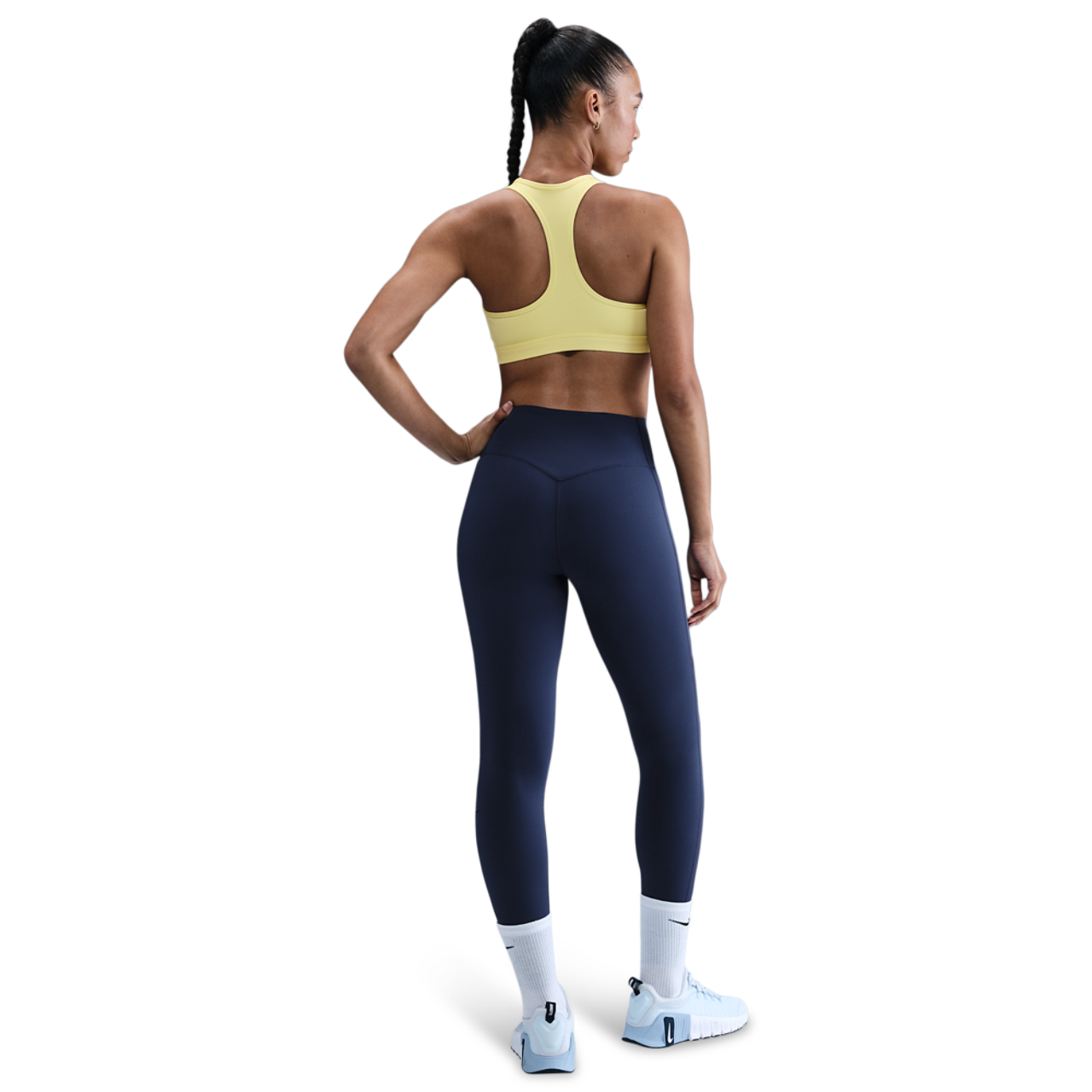 Nike Drifit Universal HR Pocket Tight Image 4 of 4. Tap to open photo gallery.