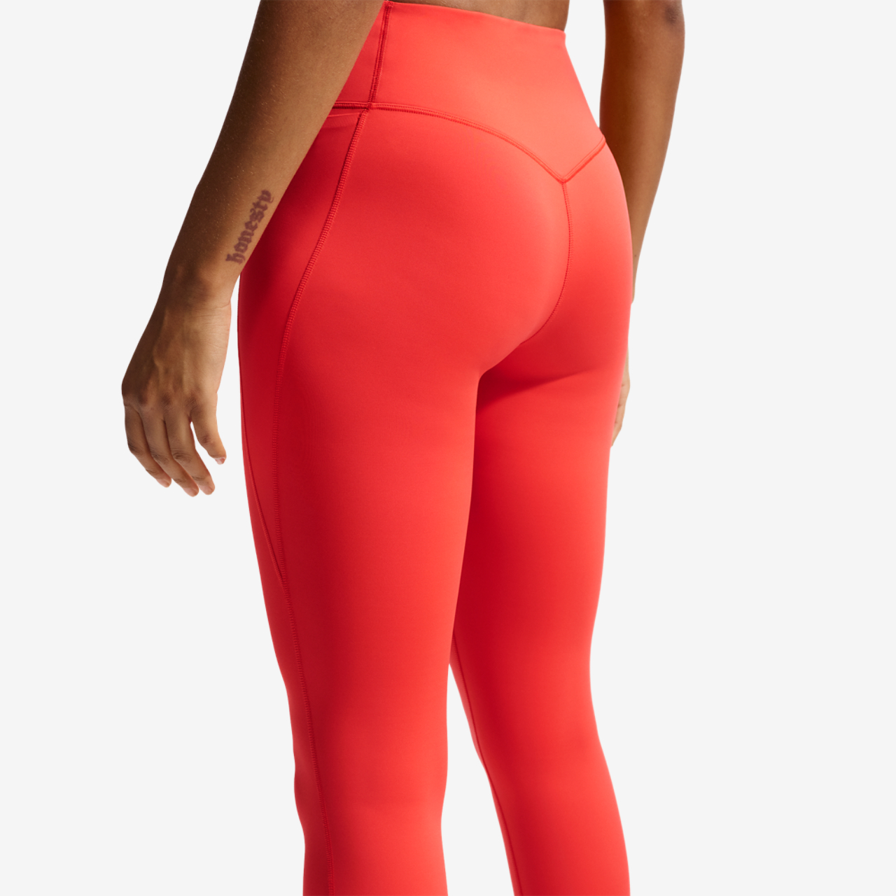 Nike Drifit Universal HR 7/8 Pocket Tight Image 2 of 8. Tap to open photo gallery.