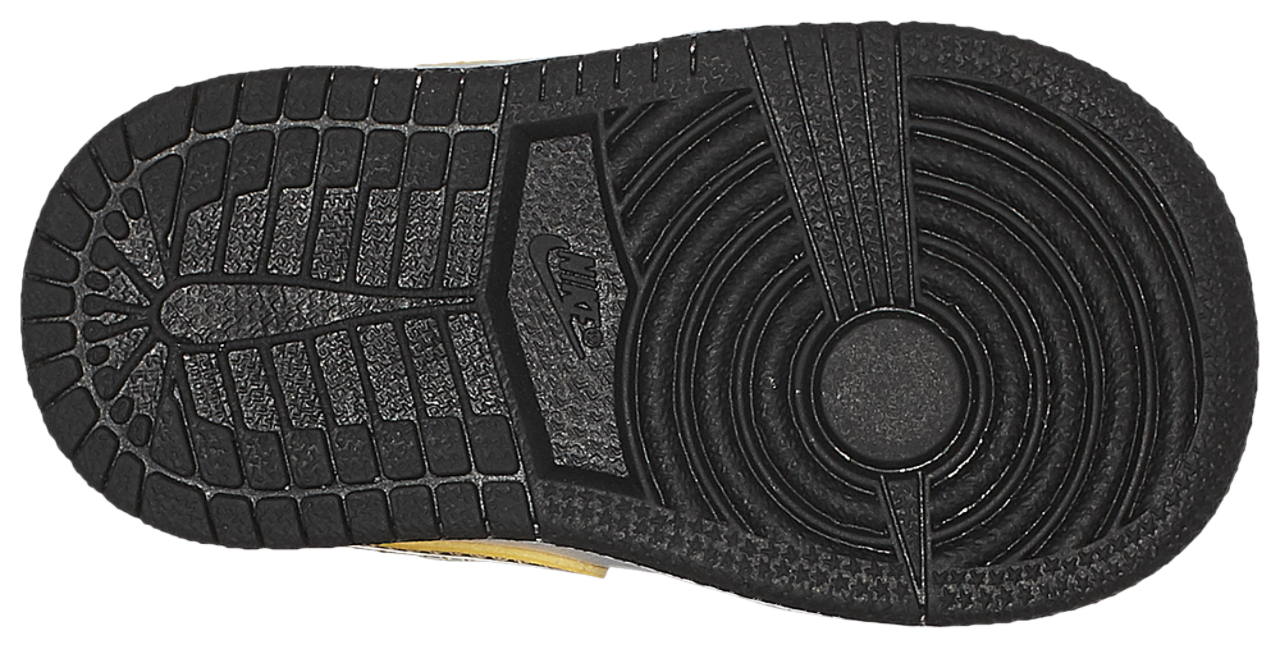 Jordan AJ 1 Mid SE Image 4 of 4. Tap to open photo gallery.