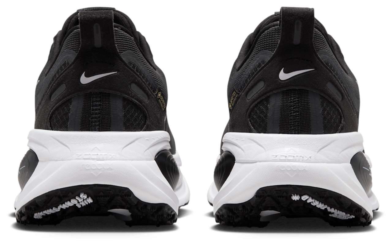 Nike Vomero 18 GTX Image 3 of 5. Tap to open photo gallery.