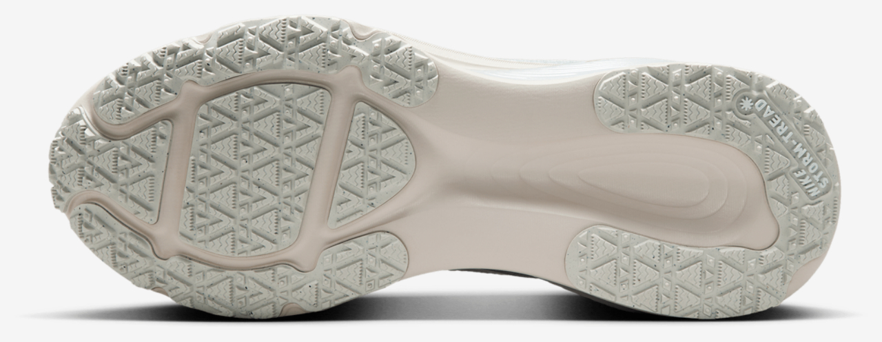 Nike Vomero 18 GTX Image 5 of 5. Tap to open photo gallery.