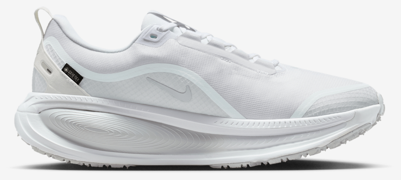 Nike Vomero 18 GTX Image 1 of 5. Tap to open photo gallery.
