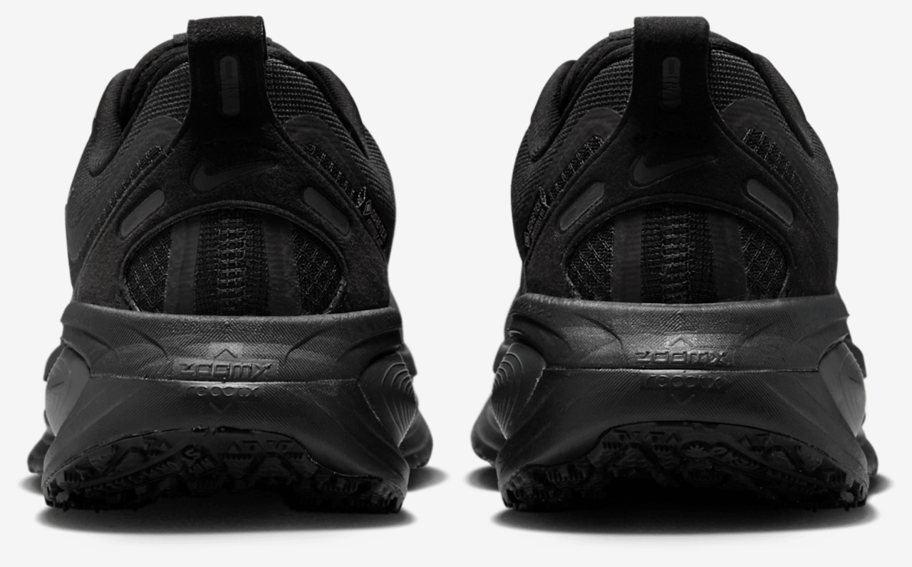 Nike Vomero 18 GTX Image 3 of 5. Tap to open photo gallery.
