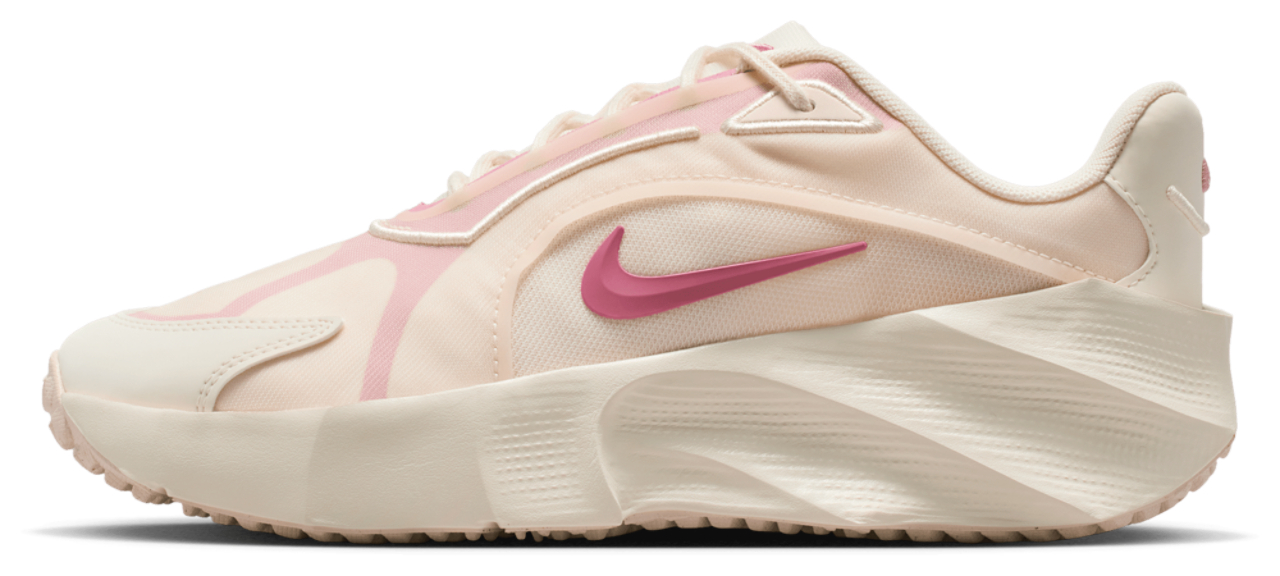 Nike Aura Edge Image 2 of 5. Tap to open photo gallery.