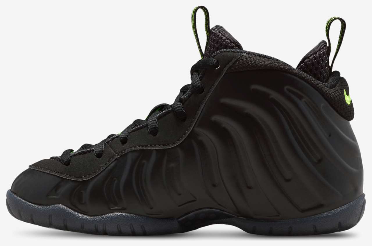 Nike Little Posite Pro Image 2 of 5. Tap to open photo gallery.