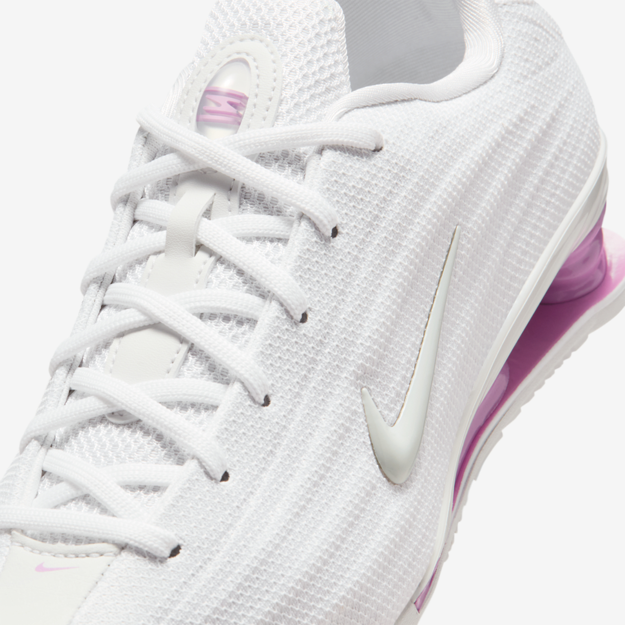 Nike Shox Z Image 7 of 8. Tap to open photo gallery.