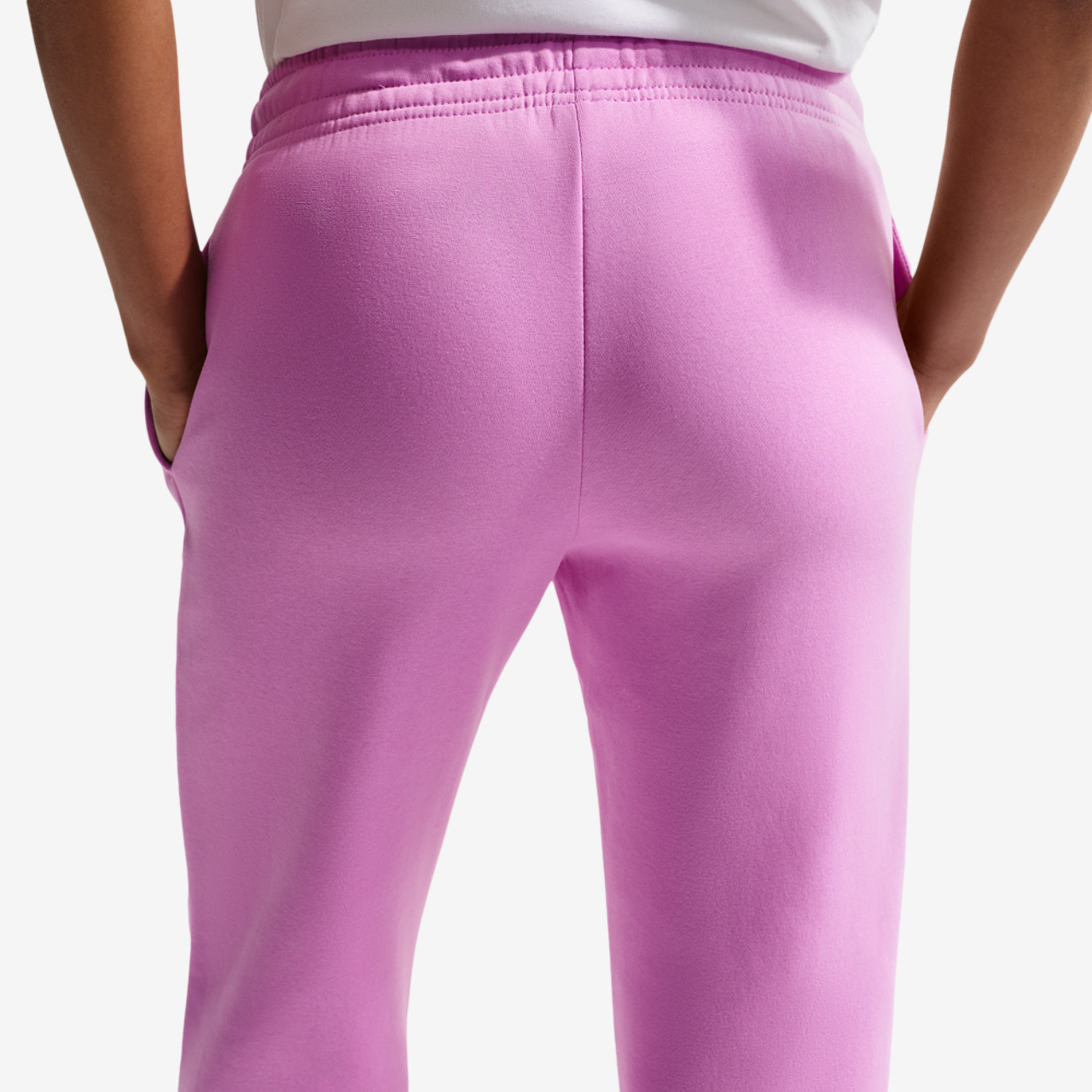 Nike NSW Phoenix Fleece Mid Rise OH Pants Image 4 of 7. Tap to open photo gallery.