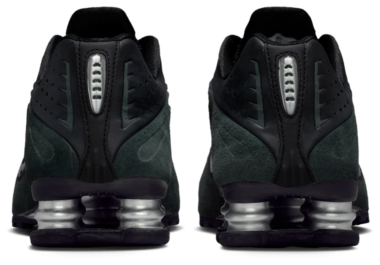 Nike Shox R4 Image 3 of 5. Tap to open photo gallery.