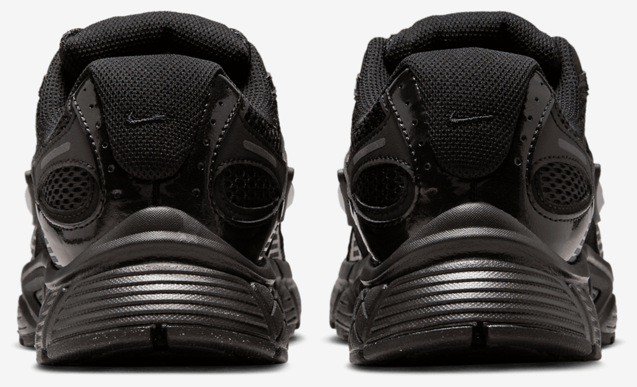 Nike V5 RNR Image 3 of 8. Tap to open photo gallery.