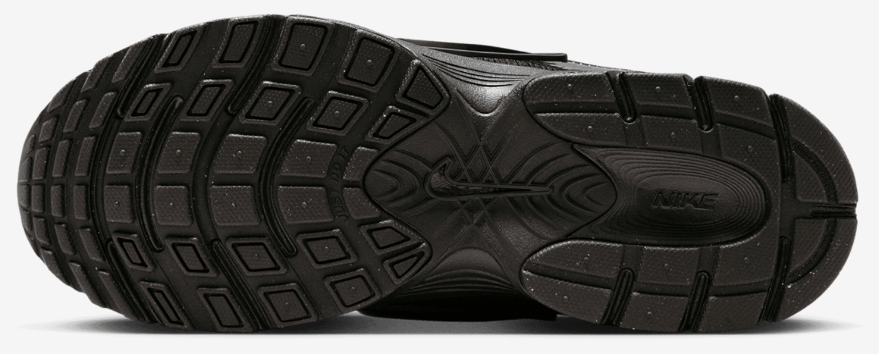 Nike V5 RNR Image 5 of 8. Tap to open photo gallery.