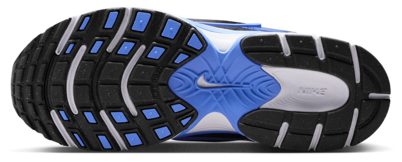 Nike V5 RNR Image 5 of 5. Tap to open photo gallery.