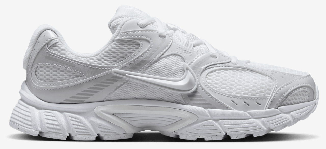 Nike V5 RNR Image 1 of 8. Tap to open photo gallery.