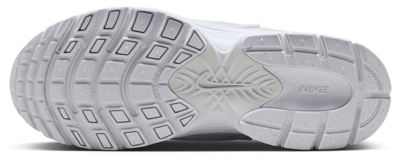 Nike V5 RNR Image 5 of 8. Tap to open photo gallery.