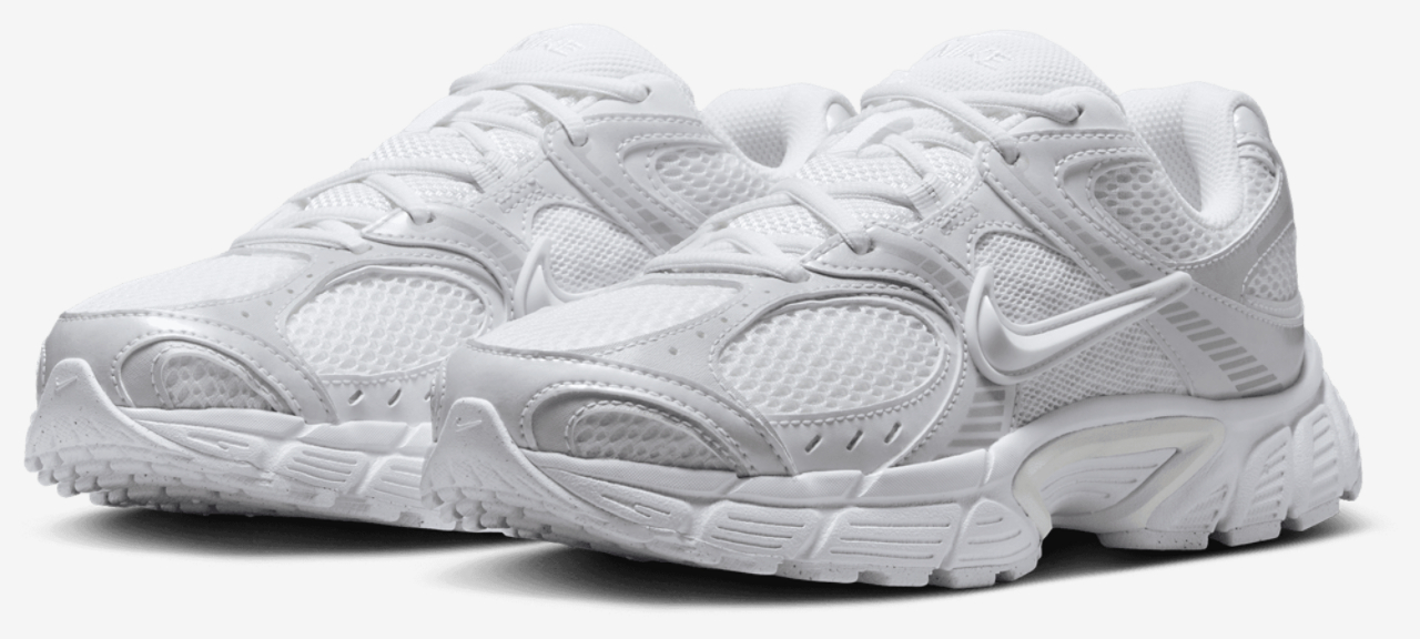 Nike V5 RNR Image 6 of 8. Tap to open photo gallery.