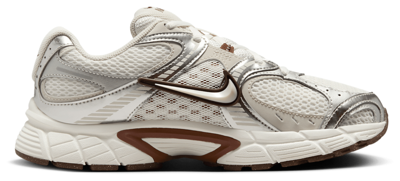 Nike V5 RNR Image 1 of 5. Tap to open photo gallery.