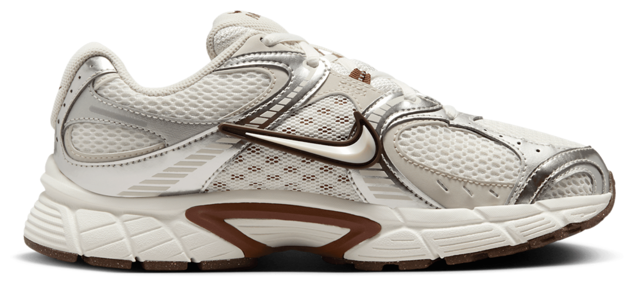 Nike V5 RNR Image 1 of 5. Tap to open photo gallery.