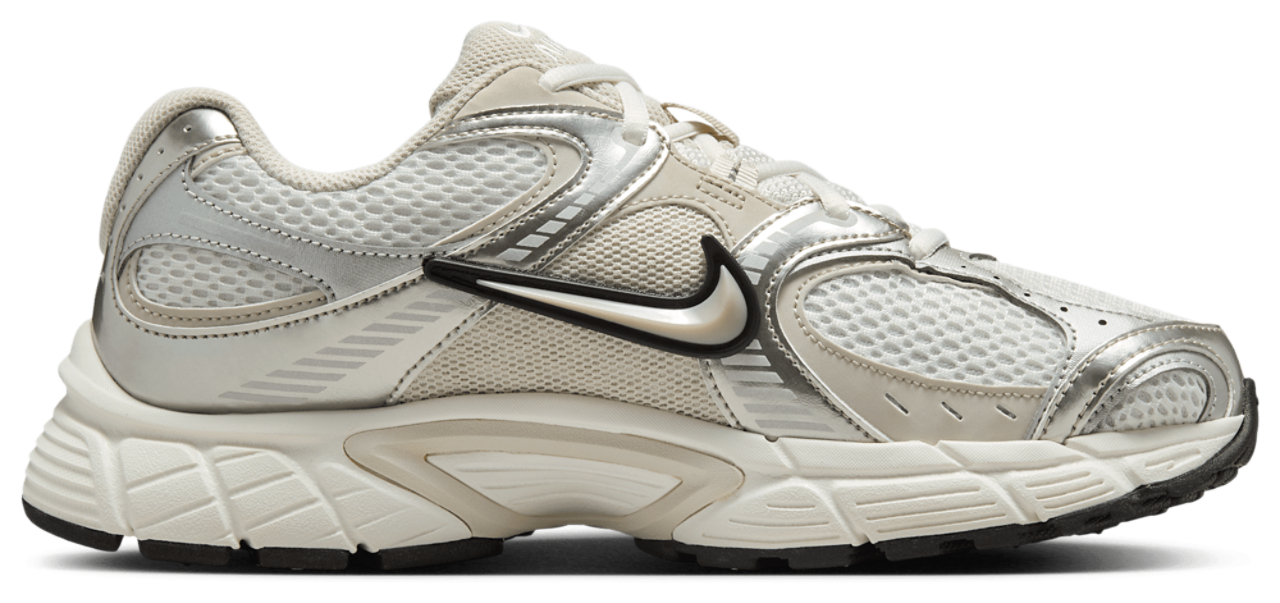 Nike V5 RNR Image 1 of 5. Tap to open photo gallery.
