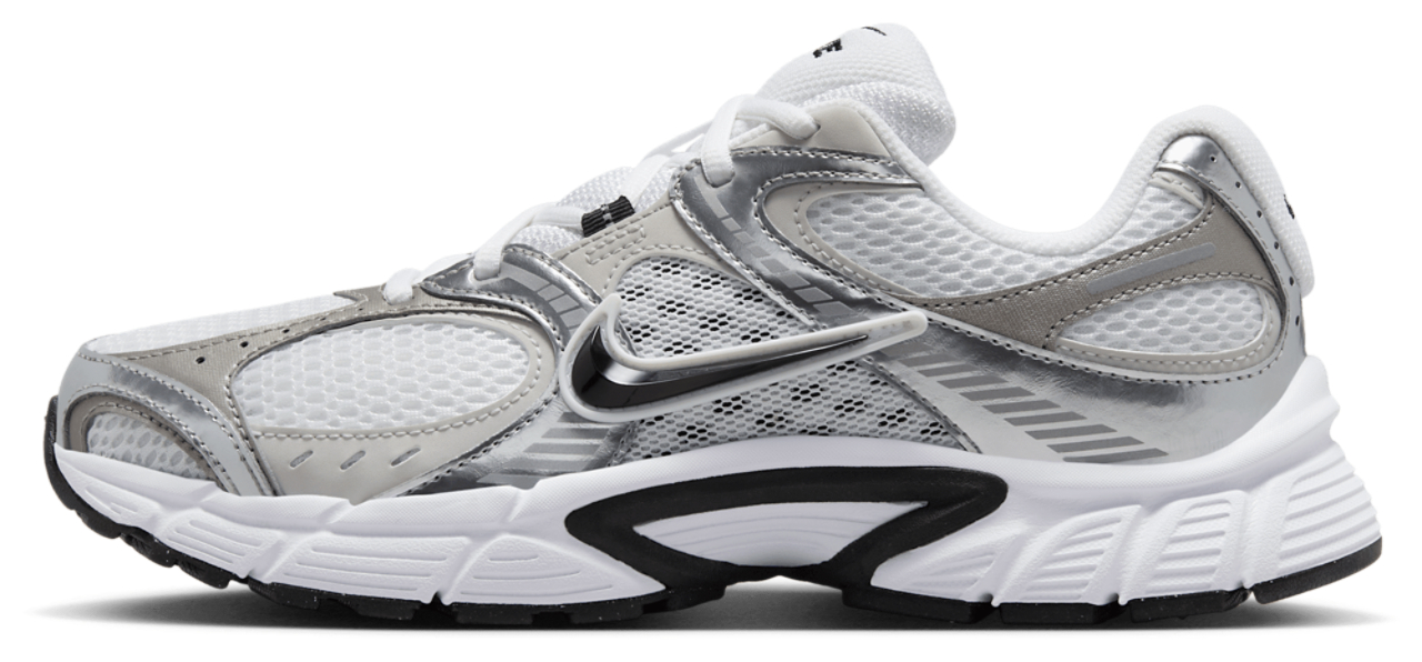 Nike V5 RNR Image 2 of 5. Tap to open photo gallery.