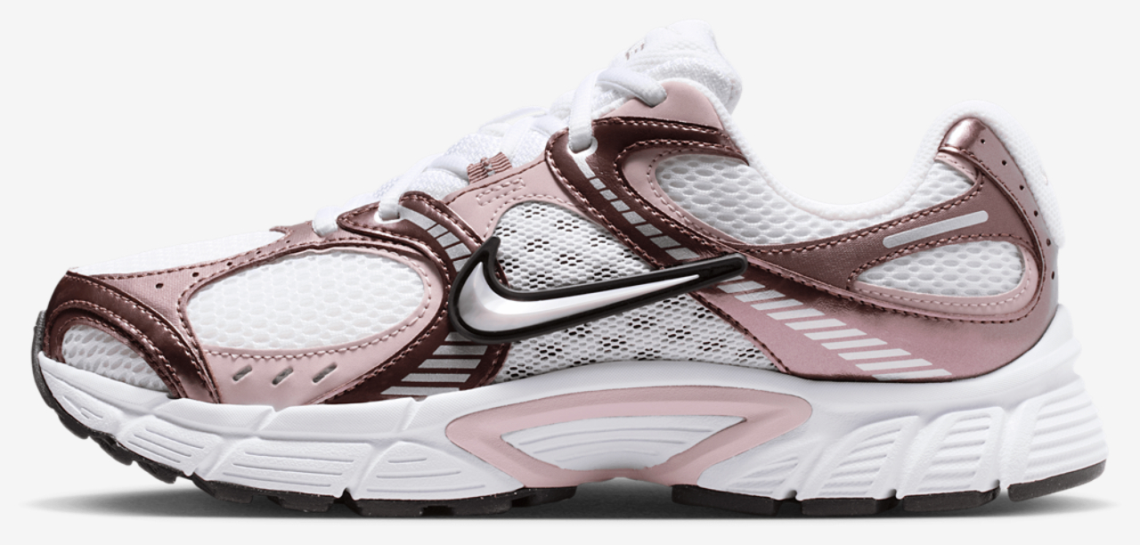 Nike V5 RNR Image 2 of 5. Tap to open photo gallery.