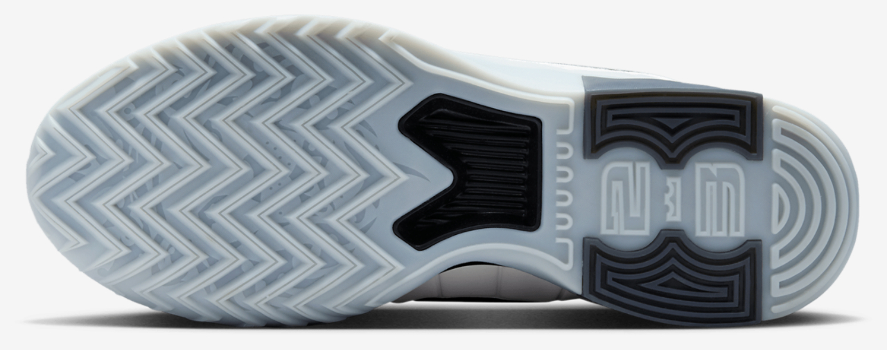 Nike Lebron Witness IX Image 5 of 5. Tap to open photo gallery.