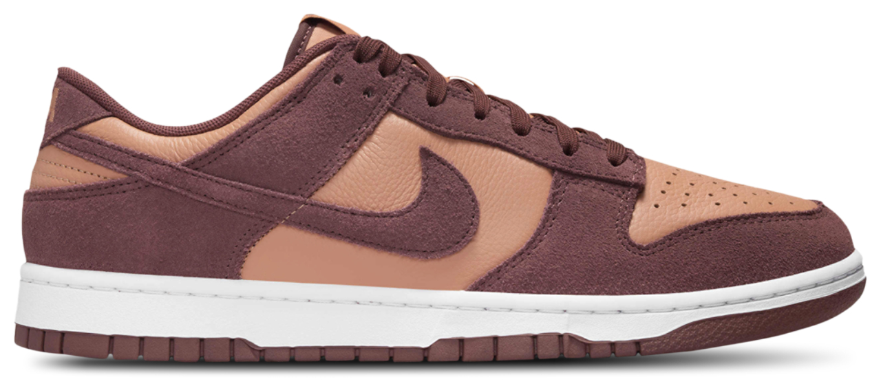 Nike Dunk Low Retro Image 1 of 5. Tap to open photo gallery.