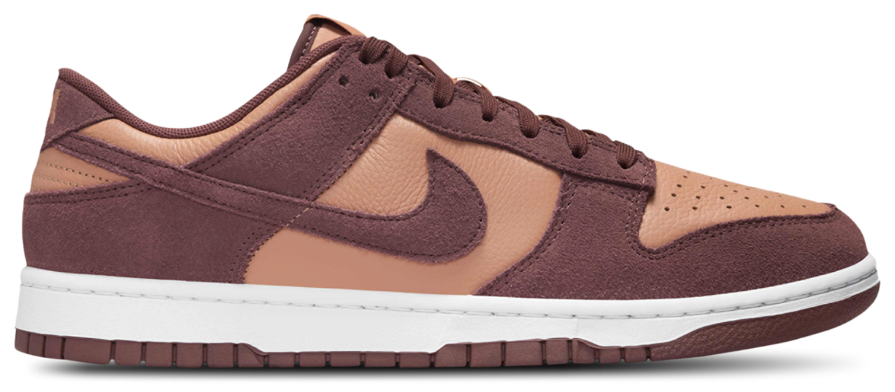 Nike Dunk Low Retro Image 1 of 5. Tap to open photo gallery.
