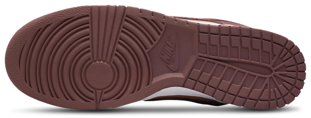 Nike Dunk Low Retro Image 5 of 5. Tap to open photo gallery.