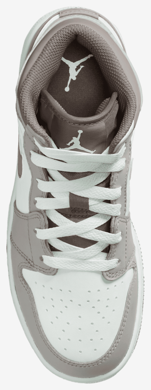 Jordan AJ 1 Mid Image 3 of 4. Tap to open photo gallery.