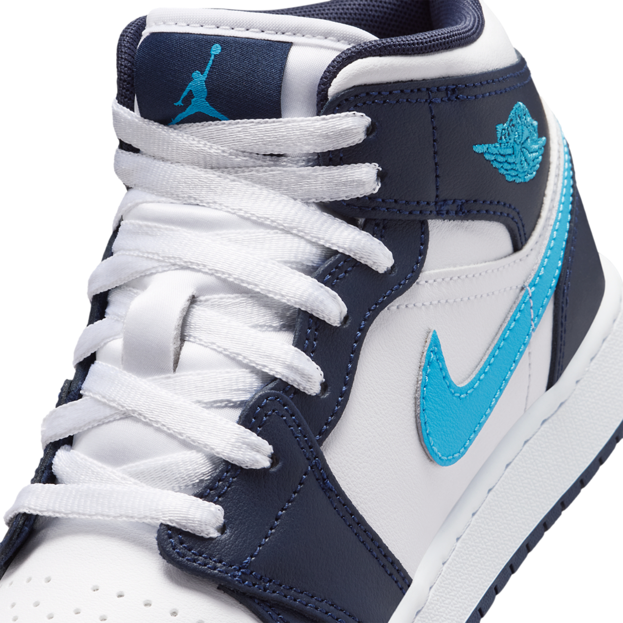 Jordan AJ 1 Mid Image 7 of 8. Tap to open photo gallery.