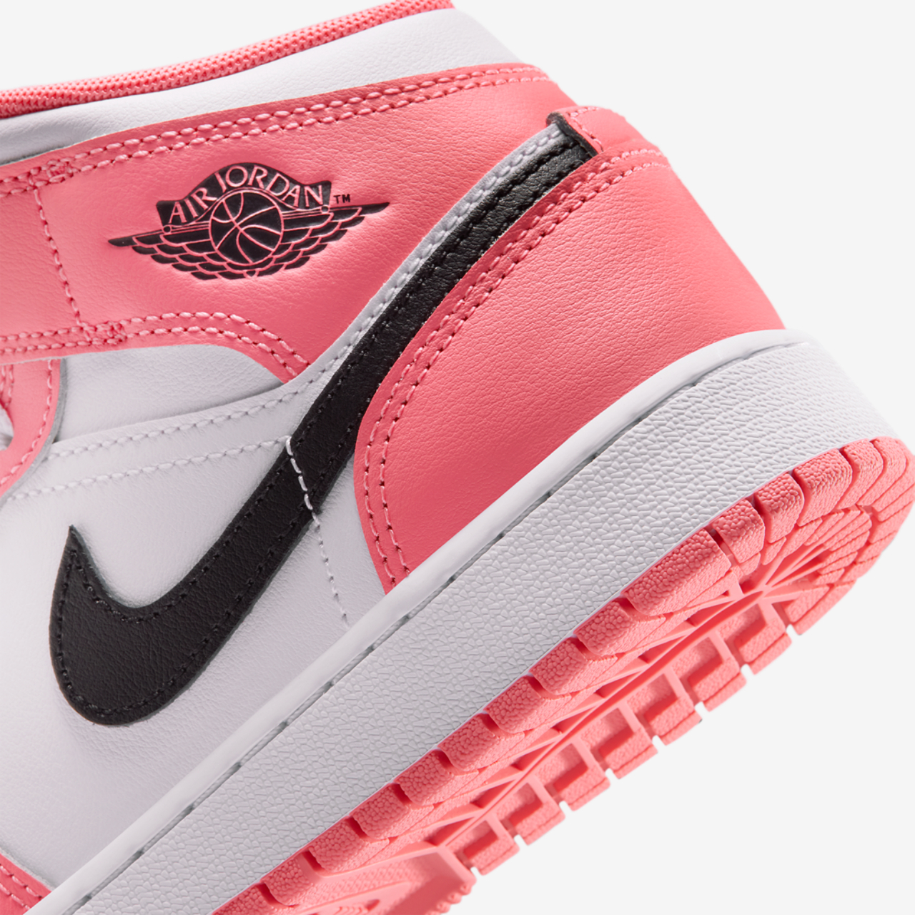 Jordan Jordan 1 Mid Image 8 of 8. Tap to open photo gallery.