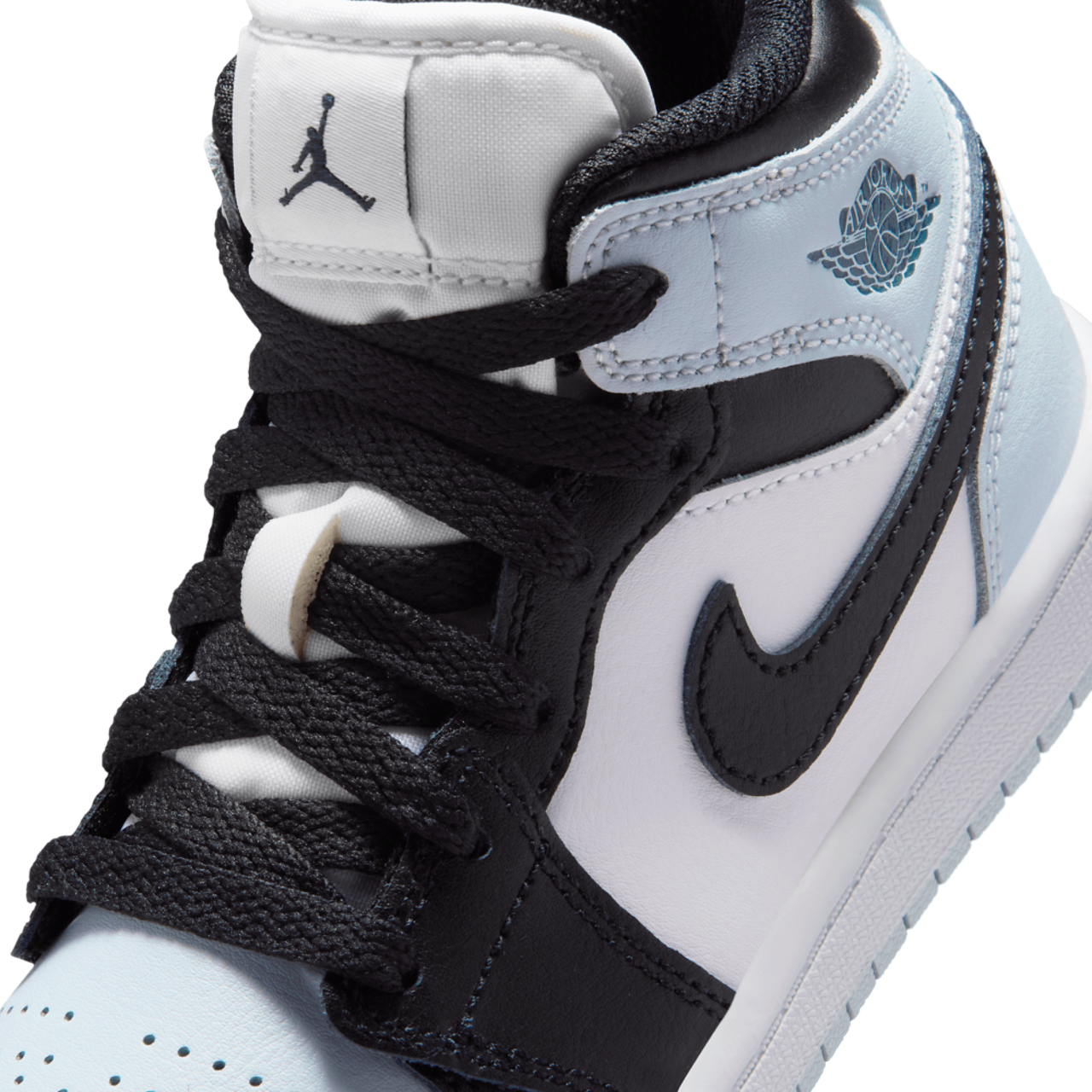 Jordan AJ 1 Mid Image 7 of 8. Tap to open photo gallery.