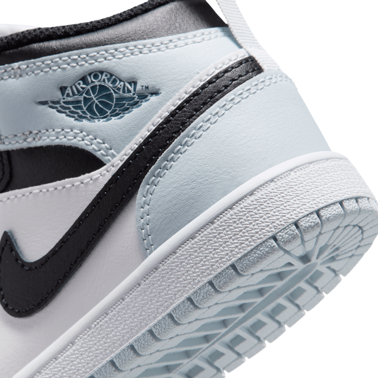 Jordan AJ 1 Mid Image 8 of 8. Tap to open photo gallery.