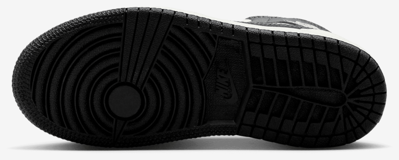 Jordan AJ 1 Mid Image 4 of 7. Tap to open photo gallery.