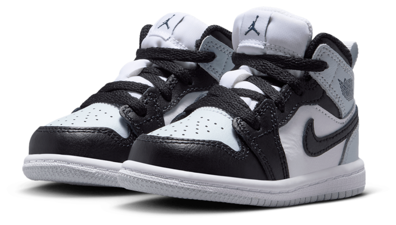 Jordan AJ 1 Mid Image 6 of 7. Tap to open photo gallery.