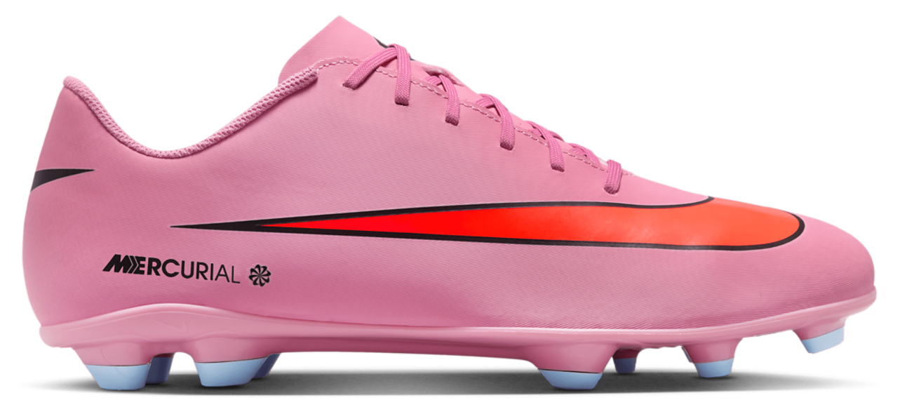 Nike Vapor 16 Club FG/MG Image 1 of 5. Tap to open photo gallery.