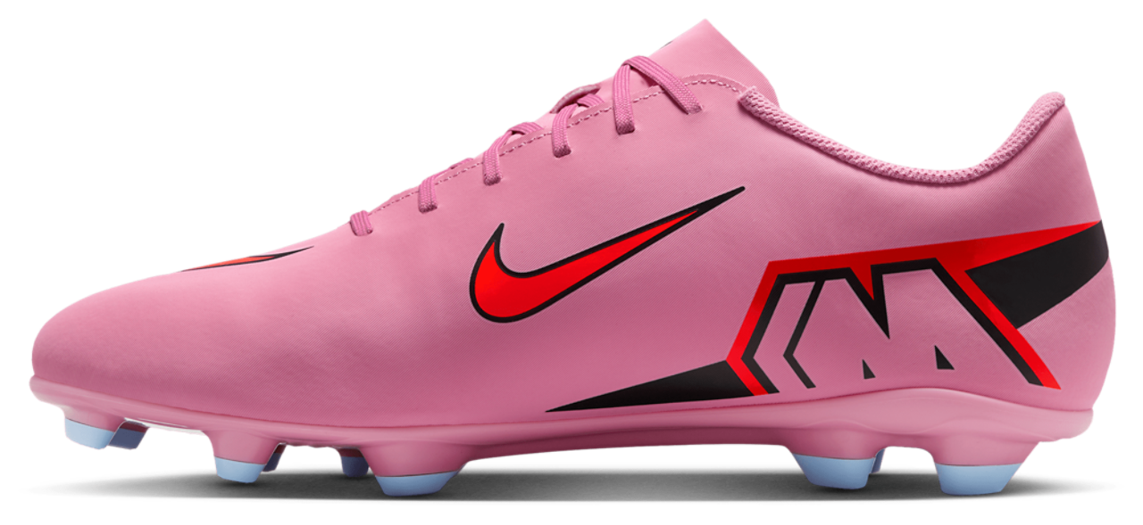 Nike Vapor 16 Club FG/MG Image 2 of 5. Tap to open photo gallery.