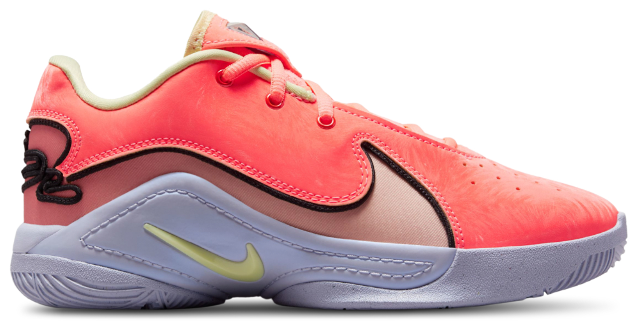 Nike LeBron XXII SE Image 1 of 5. Tap to open photo gallery.